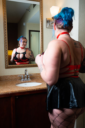 Tabitha & Catherine Embassy Suites Photoshoot 1.18.2025 x David Alexander Media-8430