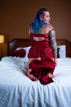 Tabitha & Catherine Embassy Suites Photoshoot 1.18.2025 x David Alexander Media-8198